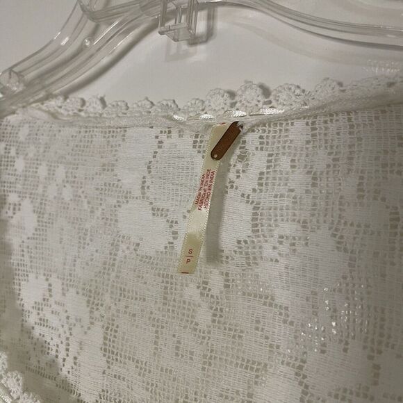 FREE PEOPLE Meadows Embroidered Top Lace Boho Bishop Sleeve Crop small - Picture 3 of 7